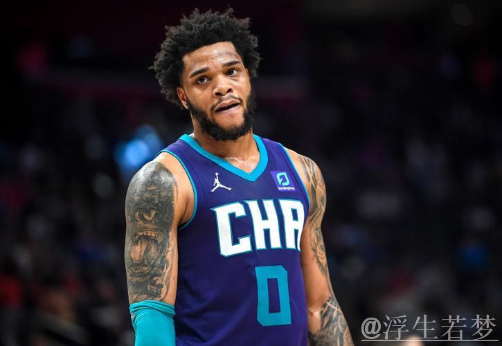 布里奇斯全面表现助黄蜂主场险胜爵士 布里奇斯全面表现助黄蜂主场险胜爵士